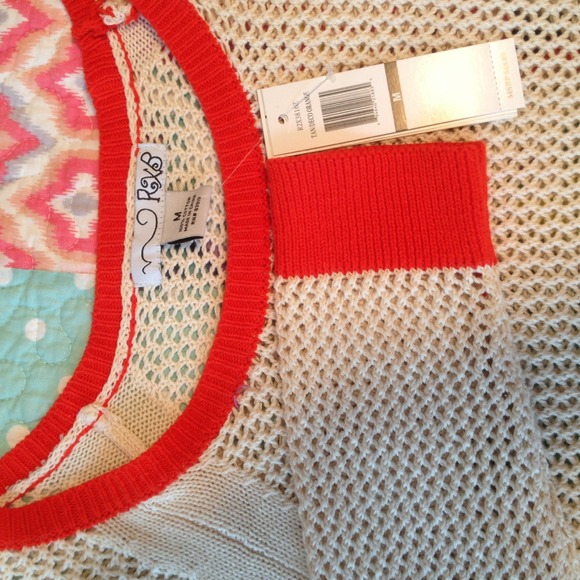 ❗️❗️SOLD❗️❗️crotchet sweater with orange trim. - Picture 3 of 3