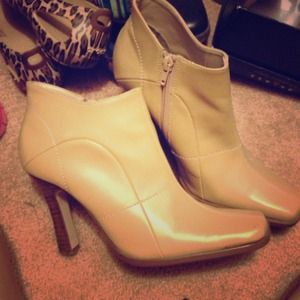 Victoria's Secret Colin Stuart Booties