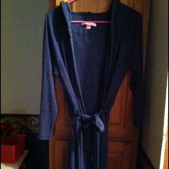 VS robe