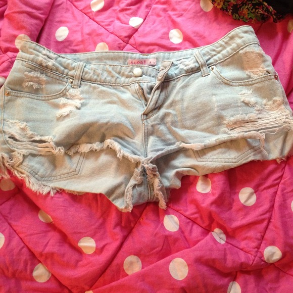 Super Australian light jean shorts