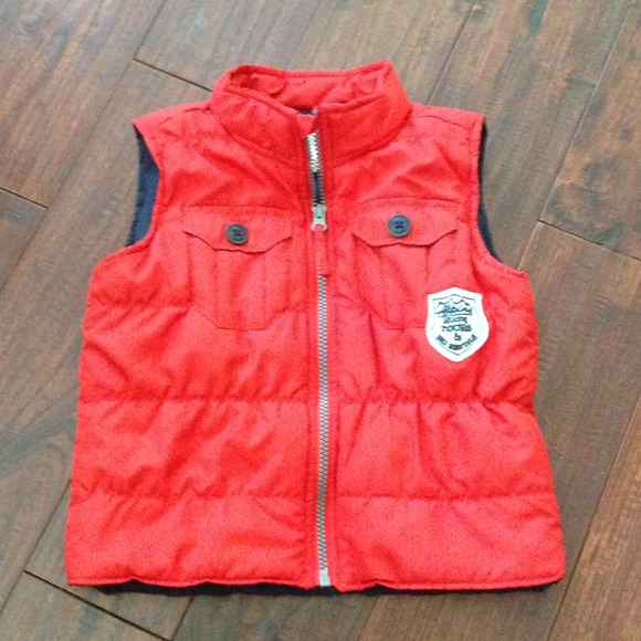BOYS SIZE 4t VEST