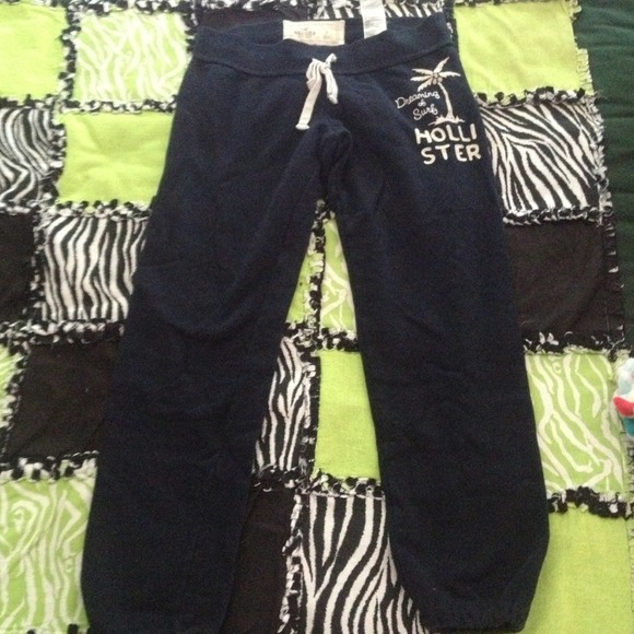 ❌❌ SOLD❌❌ Hollister Sweat Pants , Navy Blue