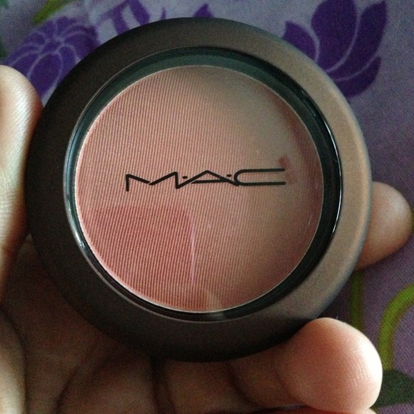 ❌❌ SOLD ❌❌ Mac temperature rising ripe for love