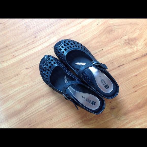 White Mountain Marvy Clogs/mules