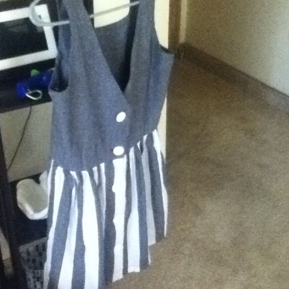 Fashion Forward Dress - Picture 3 of 3