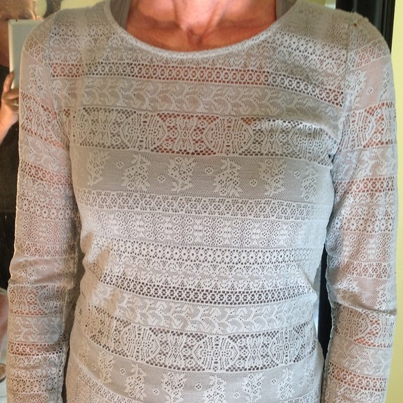 Lace Grey Top - Picture 2 of 3