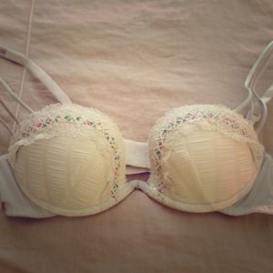 TRADED -- Floral detail bra