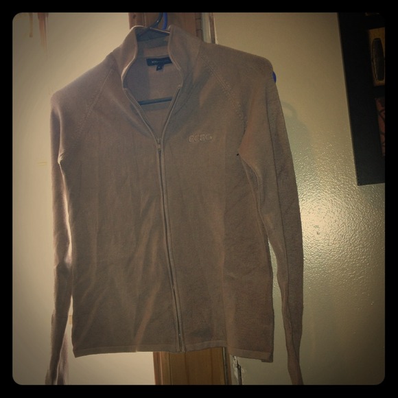 BCBG ZIPPERED SWEATER. Taupe in color and fitted - Picture 1 of 4