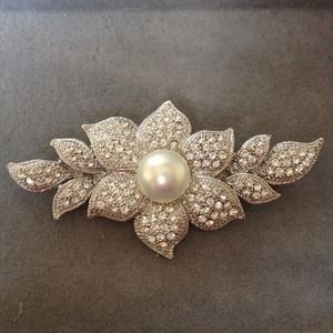 Brooch