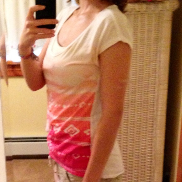 Hi-Low style shirt - Picture 2 of 3