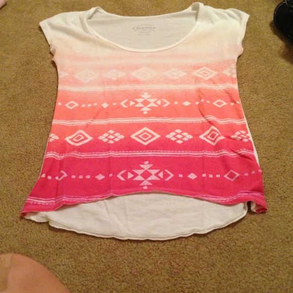 Hi-Low style shirt - Picture 3 of 3