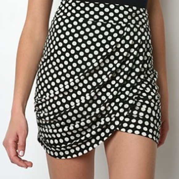 BUNDLED! 💛💜💙 Polka Dot Wrap Skirt - Picture 4 of 4