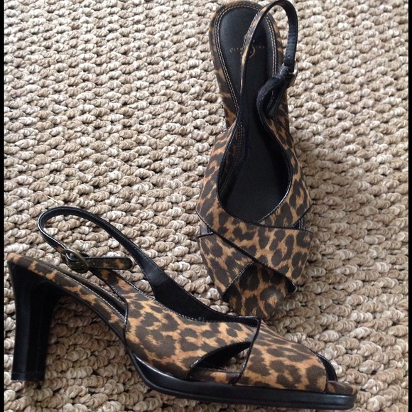 🚩SOLD! Bundled for Bupak! 🚩💜Carlos Santana - 8. - Picture 2 of 3