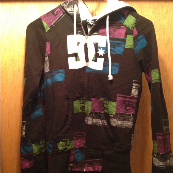 Black dc hoodie