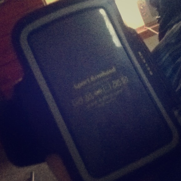 Belkin arm band for all ipods or iphones!