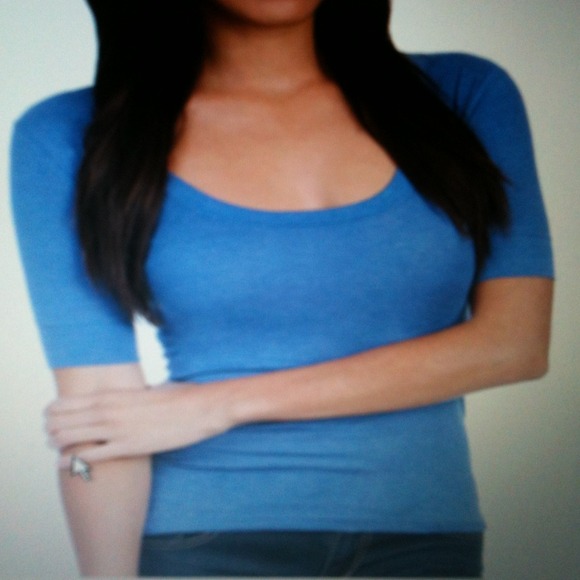 Wet seal zenana outfitters blue scoop neck shirt L