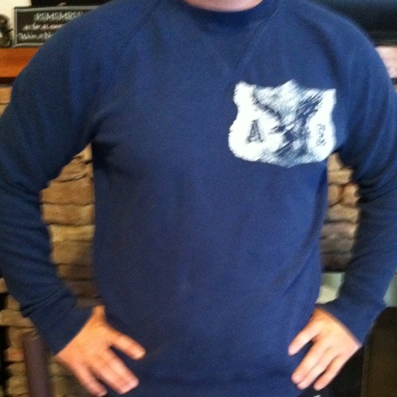 AMERICAN EAGLE SWEAT SHIRT