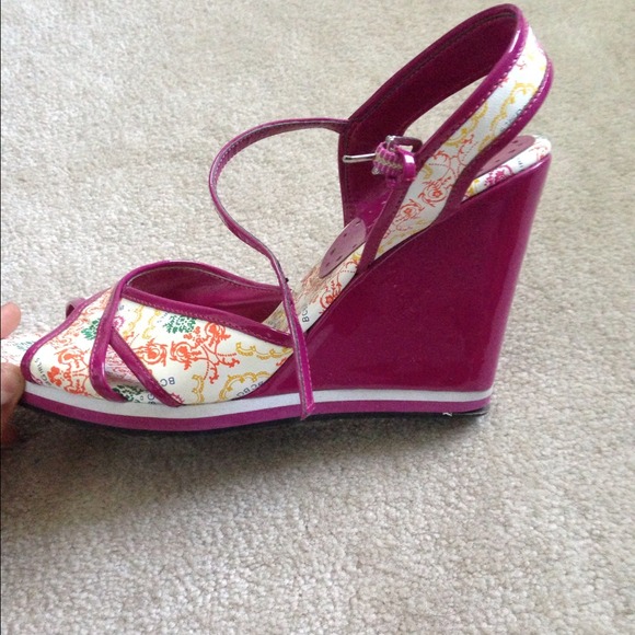BCBG High Heel Wedge Sandal Size - Picture 3 of 4