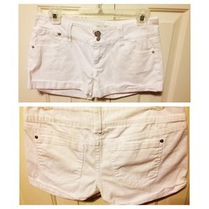 White shorts Size 7