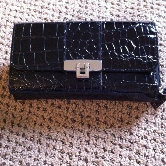 Wallet with checkbook area.