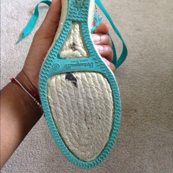 Authentic Besteyville by Betsey Johnson Wedges - Picture 4 of 4