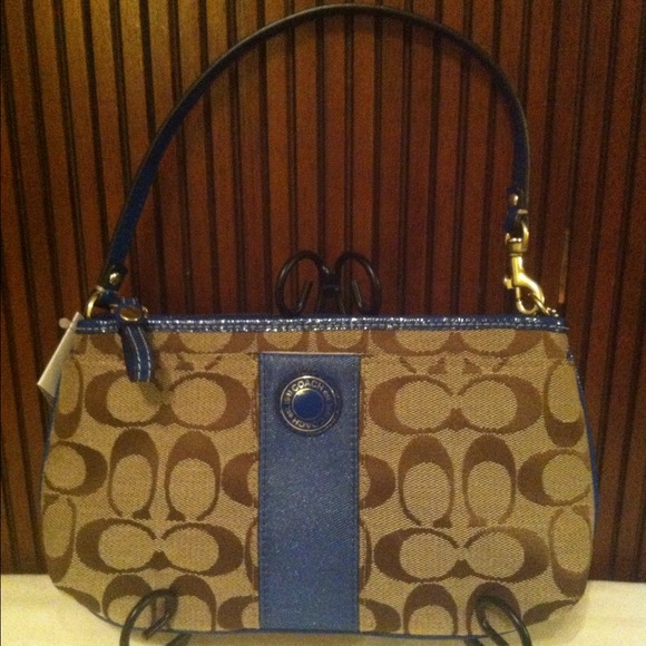 *SOLD*Coach Signature Wristlet, khaki/cobalt, NWT