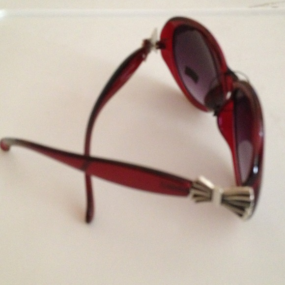 Sunglass 2a or 2 b - Picture 3 of 3