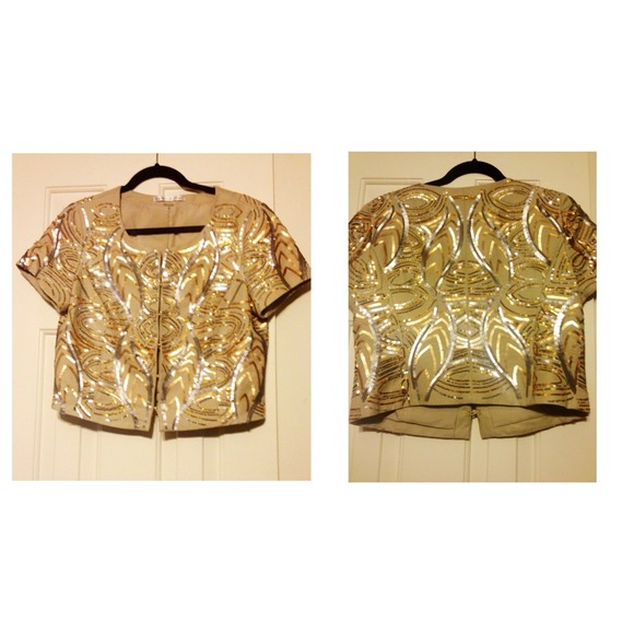 Tops - REDUCED STUNNING Sequin top