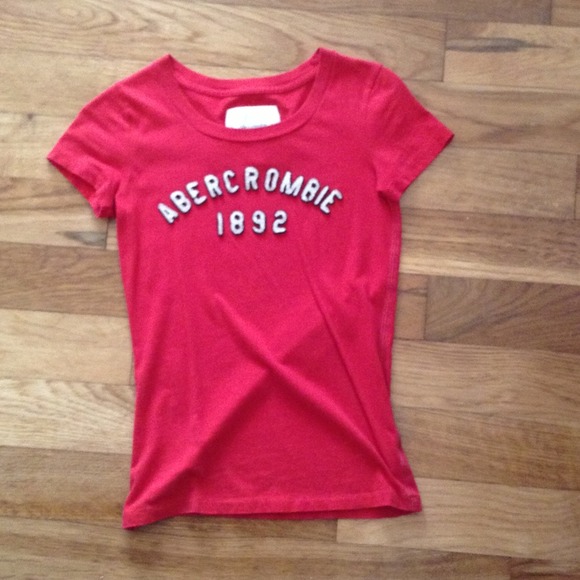 Abercrombie & Fitch Tops - Abercrombie shirt