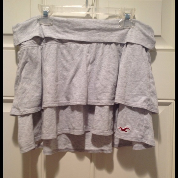 🚩SOLD 🚩Hollister mini skirt M