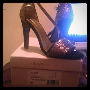BCBG bronze/black sequin sandal