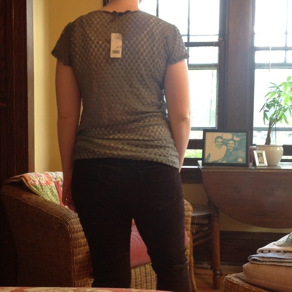 Grey lace shirt banana republic small - Picture 4 of 4