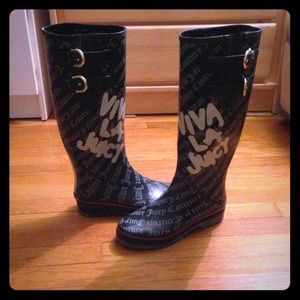 SOLD!!! Viva La Juicy Rain Boots!!☔👢
