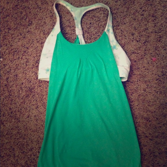 ❌Sold❌Lululemon Practice Freely tank size 8
