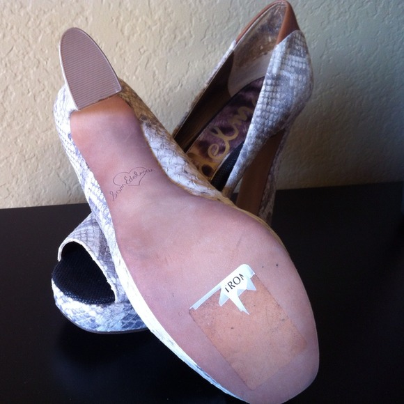 Sam Edelman Tacoma Heel - Picture 3 of 3