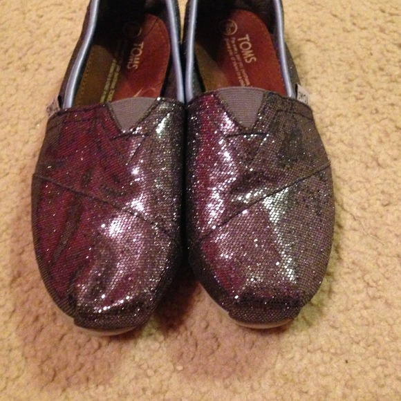 😘Traded😄       Blue sparkly toms