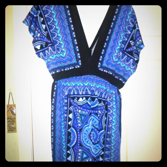 Tshirt dress with blue tribal print