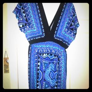 Tshirt dress with blue tribal print