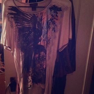 wide sleeve graphic eagle shirt