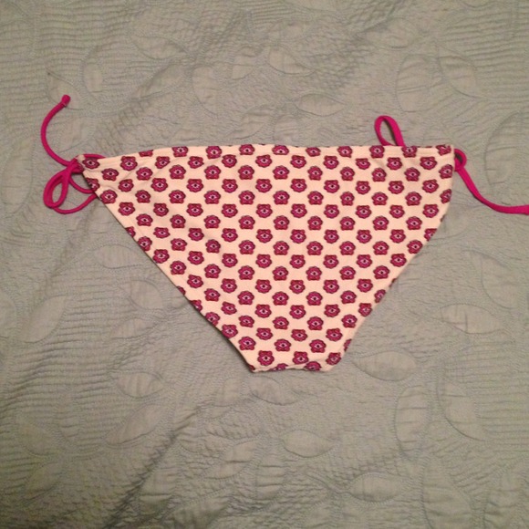 Bikini bottom 👙 - Picture 2 of 2