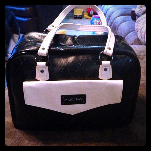 Mary Kay consultant bag
