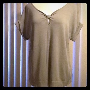Gray lights weight sweater top 18/20