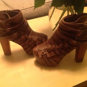 Jeffrey Campbell (Havana Last) lowered price!!