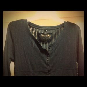 🎉REDUCED🎉Arizona black Henley top.