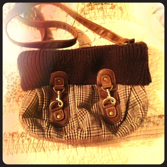 Classy, adorable purse!