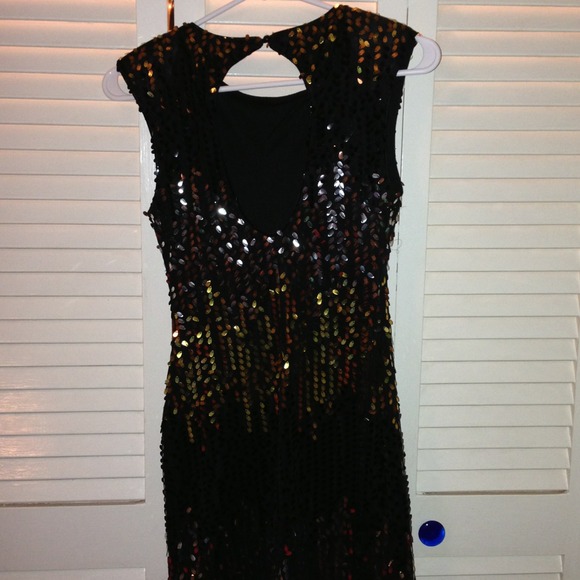 Dress - Picture 2 of 2