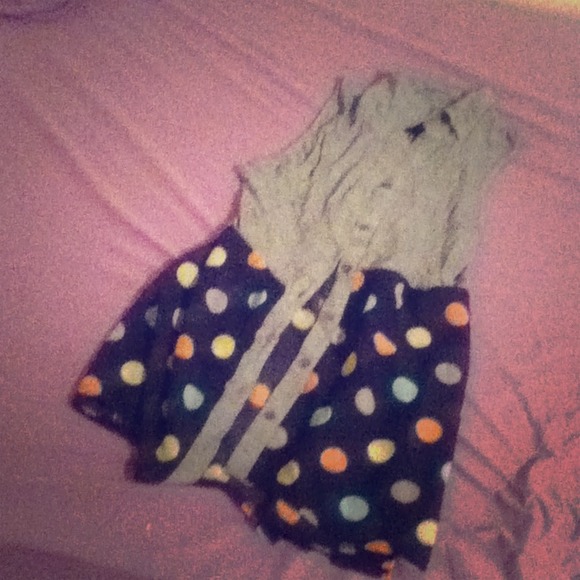 A top - Picture 1 of 1