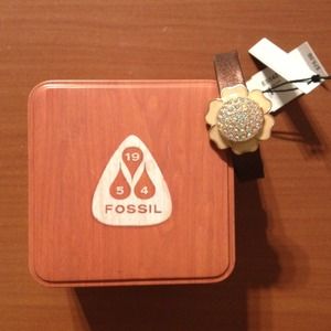 FOSSIL floral watch