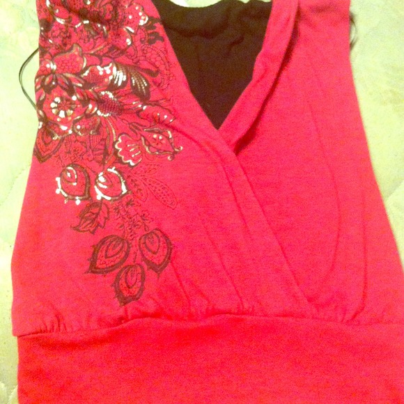 Bright pink tube top shirt that ties on top