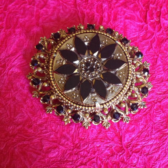 Vintage FLORENZA pin.